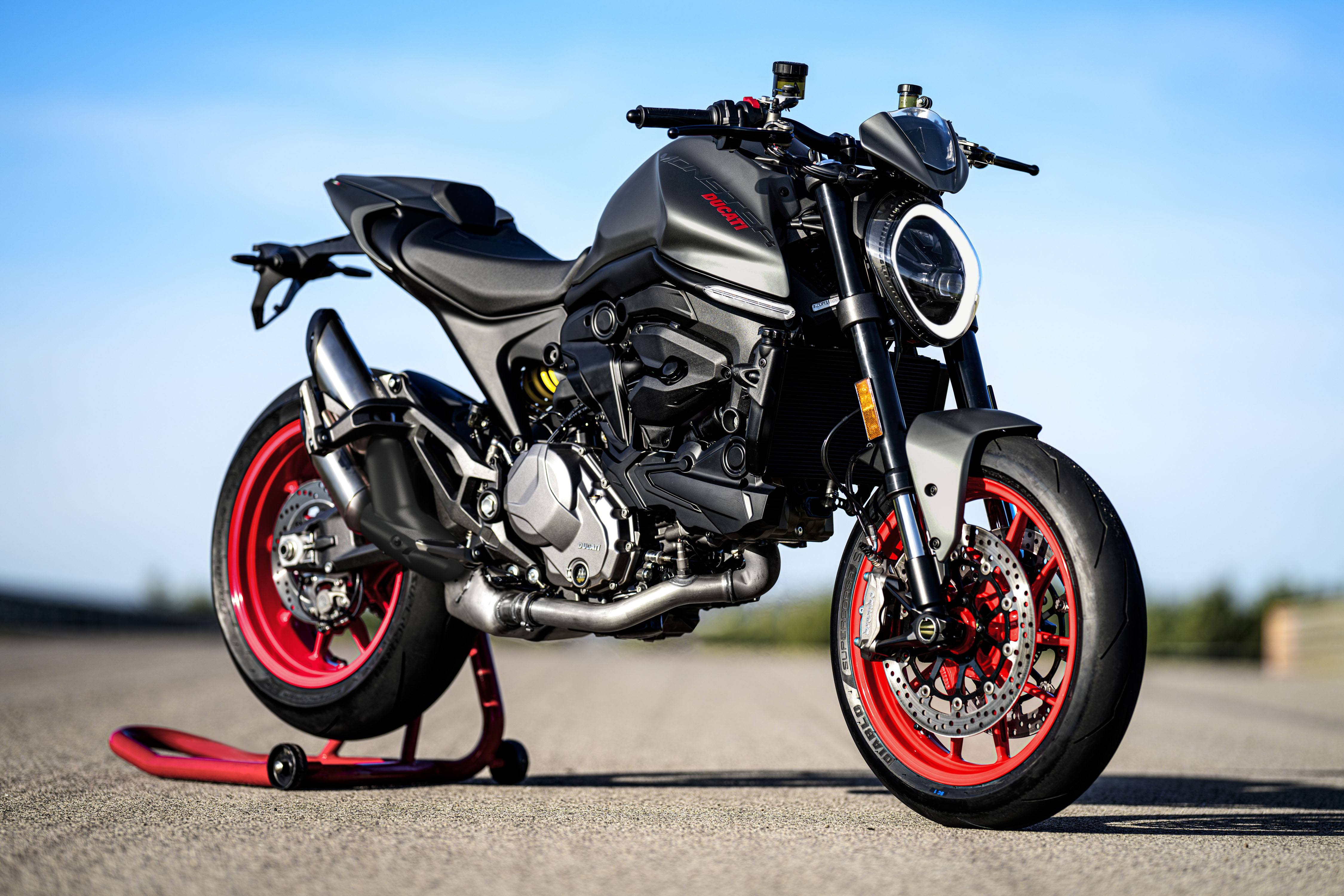 Ducati parked in street: A stunning beauty captured