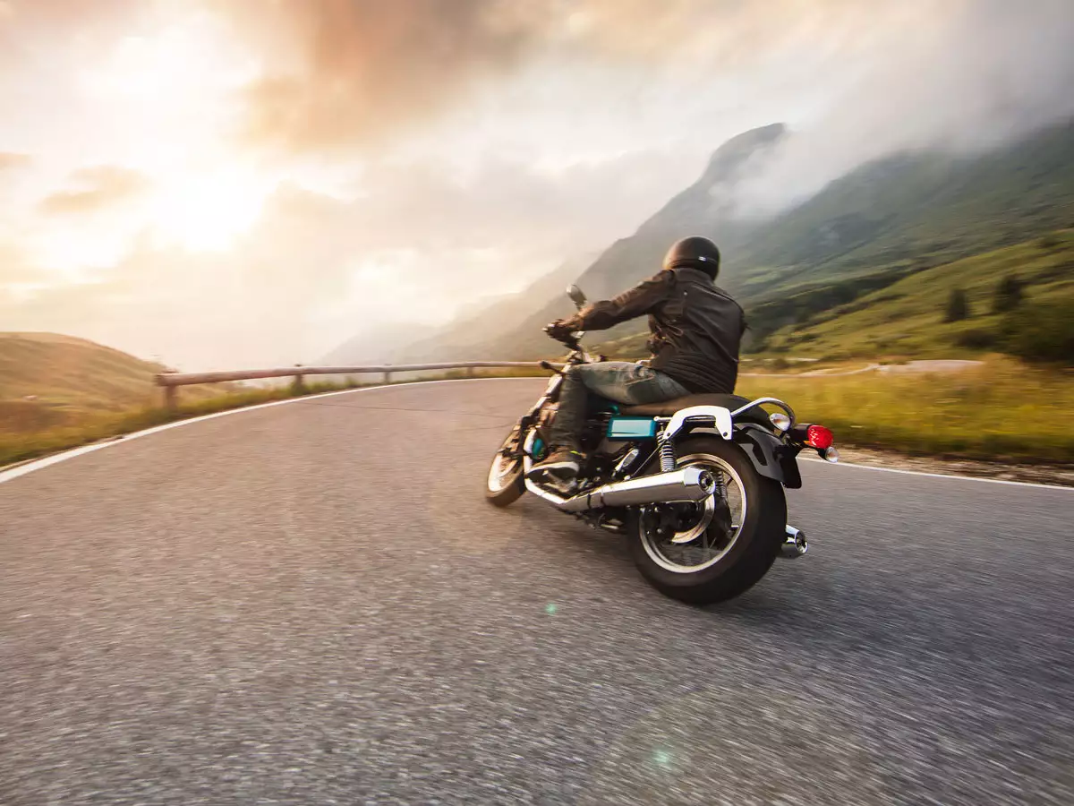 5 Reasons Riding a Motorcycle Makes You Happy